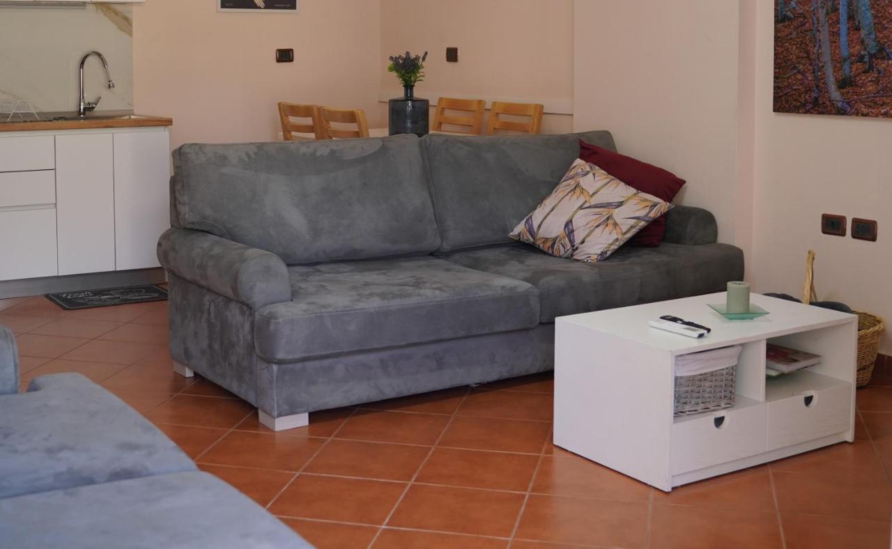 Stylish Apartment Near Tirana Center Kültér fotó