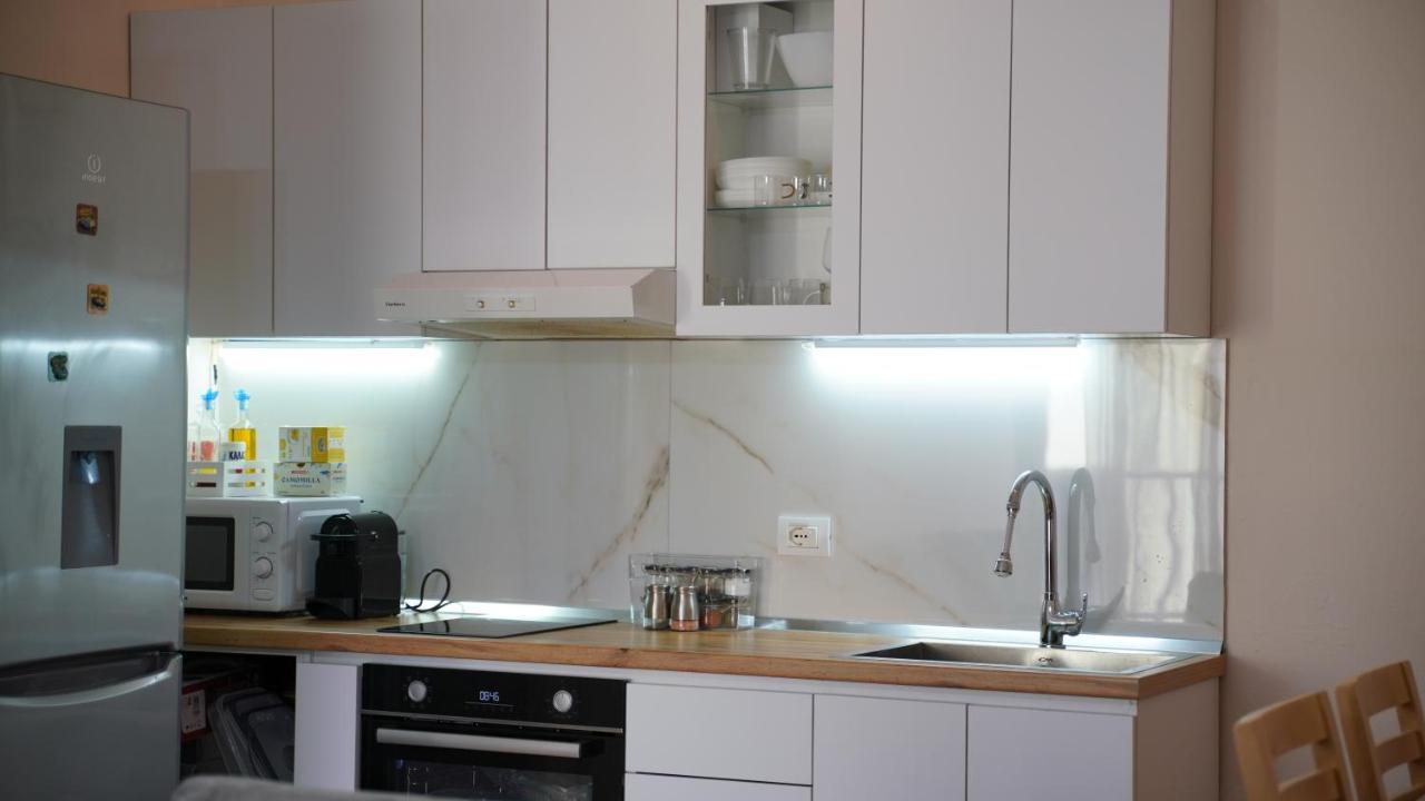 Stylish Apartment Near Tirana Center Kültér fotó